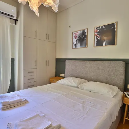 Cosy Apartment In Glyfada Athens Exterior photo